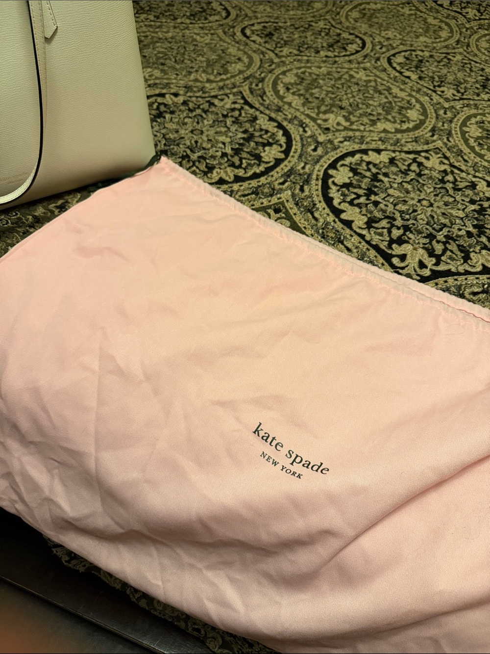 kate spade cream leather tote with gold spade emblem - Picture 6 of 6